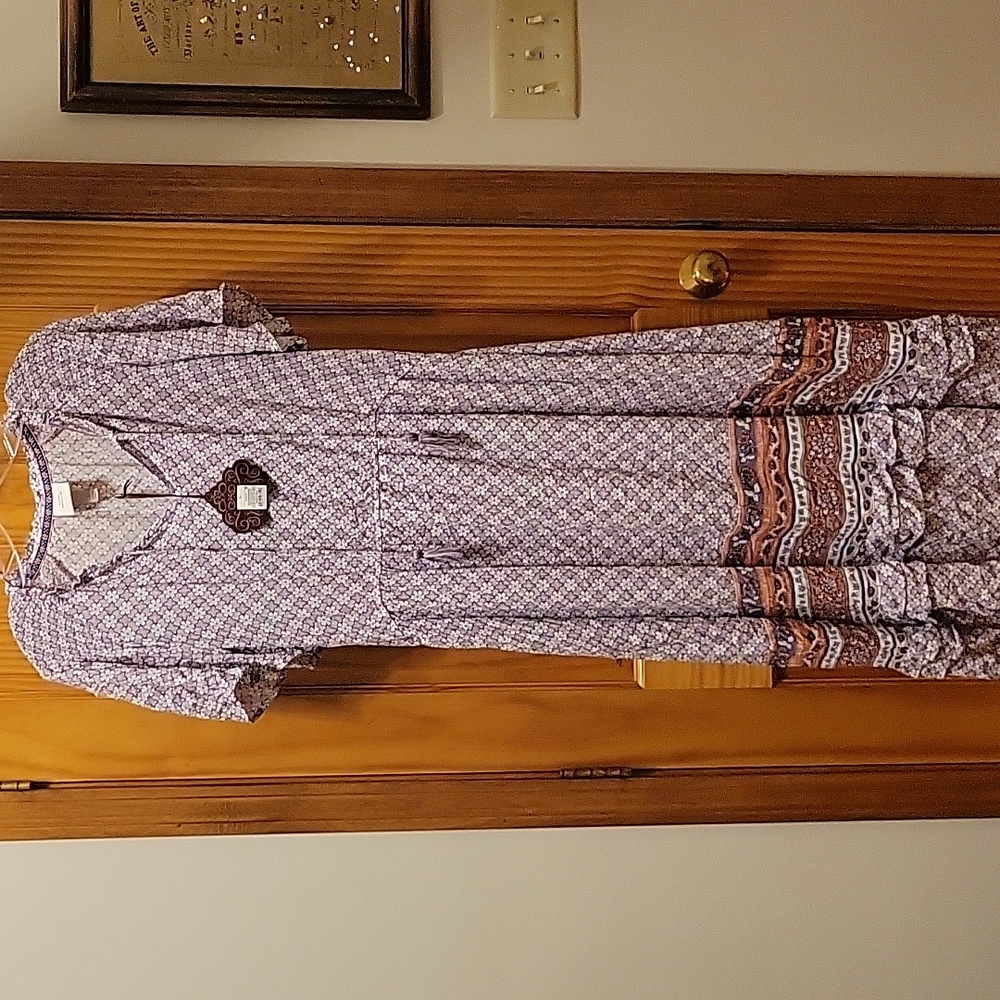 Beautiful Knox Rose dress NWT